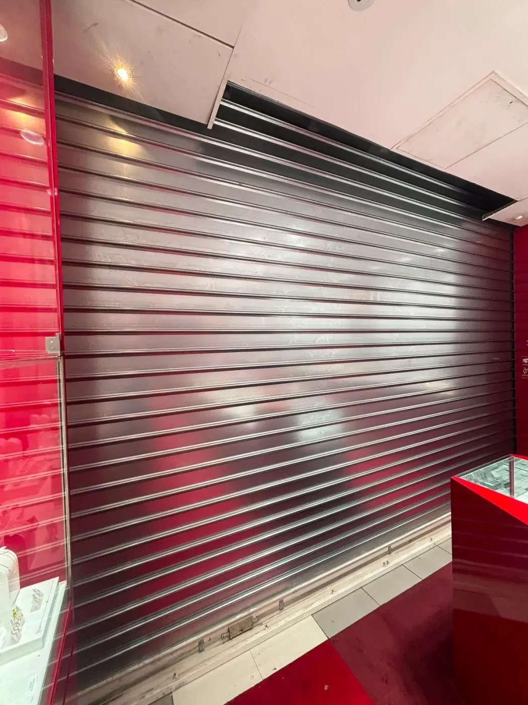 Installation et pose de rideau métallique à Noisy-le-Grand Installation et pose de rideau métallique à Noisy-le-Grand